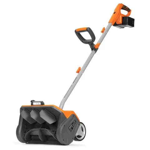 Аккумуляторный снегоуборщик DAST 4242Li SET 2×21В 4,0 А·ч + зарядное устройство, 42 см, 22 см, DAEWOO