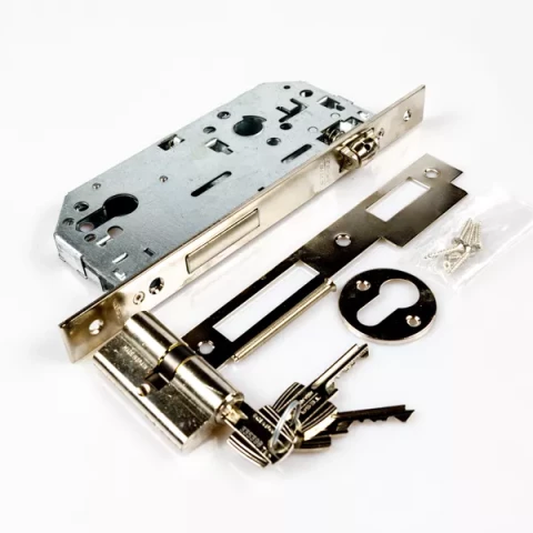 SLĒDZENE IEKAĻAMĀ ar cilindru TESA, ar rullīša mehān. MISIŅŠ