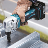 Аккумуляторные высечные ножницы LXT ® MAKITA DJN161Z