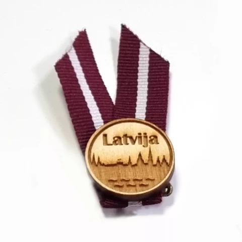 Latvijas Valsts karoga piespraude "Latvija 2" Rīga