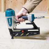 Пневматический гвоздодер Makita AF601