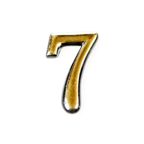 Numurs 7 brass
