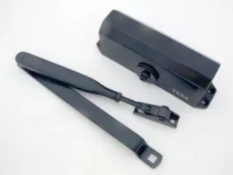 Durvju aizvērējs melns CT180034NE