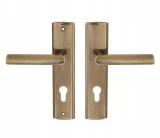 Miro handle on plate, 72 mm, right side, chrome