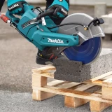 Akum. Spēka zāģis CE004GZ 40V XGT 305mm MAKITA