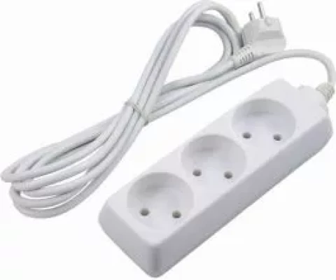 Pagarinātājs bez zemējuma 3 kontaktligzdas 1.5m 2x1mm2