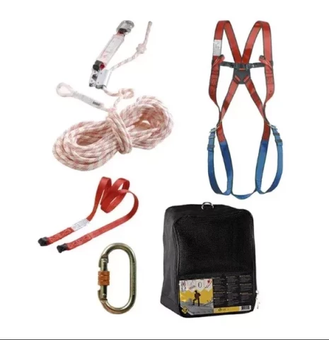 Pretkritiena aizsardzības komplekts darbam augstumā