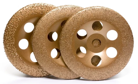 Karbīda slīpēšanas disks  izliekts 125X22.2 MM, P36