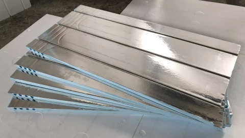 EKSTRUDĒTA POLISTIROLA PLĀKSNE SILTO GRĪDU IZVEIDEI 25X600X1200MM UHP ULTIPRO