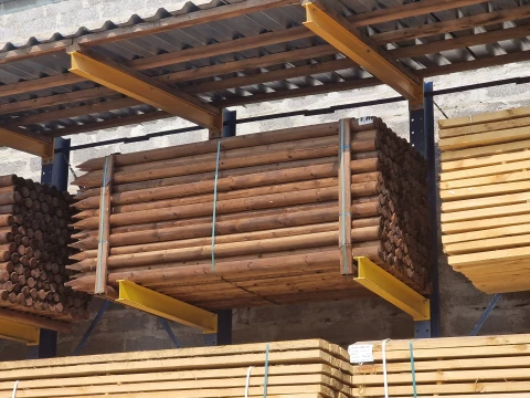 Wooden stakes impregnated 85x2400 brown
