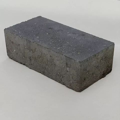 Bruģis 200x100x60 melns Prizma6 50gab/m2 ,  11.88m2/594gab/1662,2kg/pal 50GAB/M2