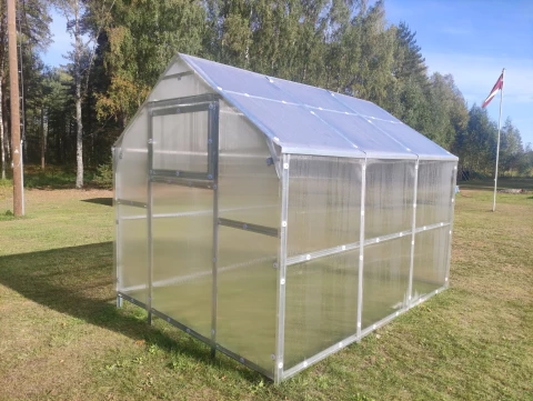 Теплица KLASIKA BERNARD 2,35x4 м с поликарбоната 4мм