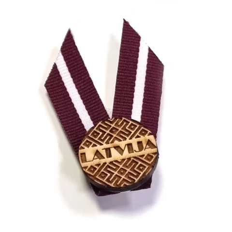 Latvijas Valsts karoga piespraude "Latvija 1"