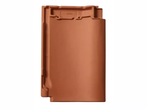 Dakstiņš Nova ķieģeļsarkans angobēts 450x288mm,3,5kg/gab,5gab/pak,210gab/pal,min14°,patēr.11gab/m2