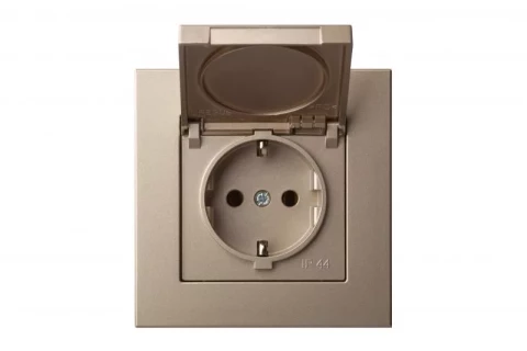 LIREGUS EPSILON champagne  socket with side earth IP44 without frame