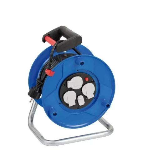 PAGARIN.SPOLĒ BRENNENSTUHL  3x1.5mm2 25m 3-viet ar USB gumijots