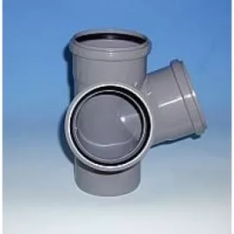 Stūra dubultatzars  DN110/110/110 67gr.