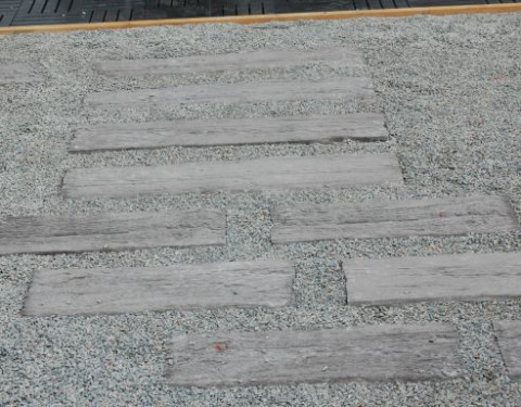 Decorative concrete pavement slab Gulsnis2 600x225x50mm, dark gray 14kg / piece, 1112kg / pallet